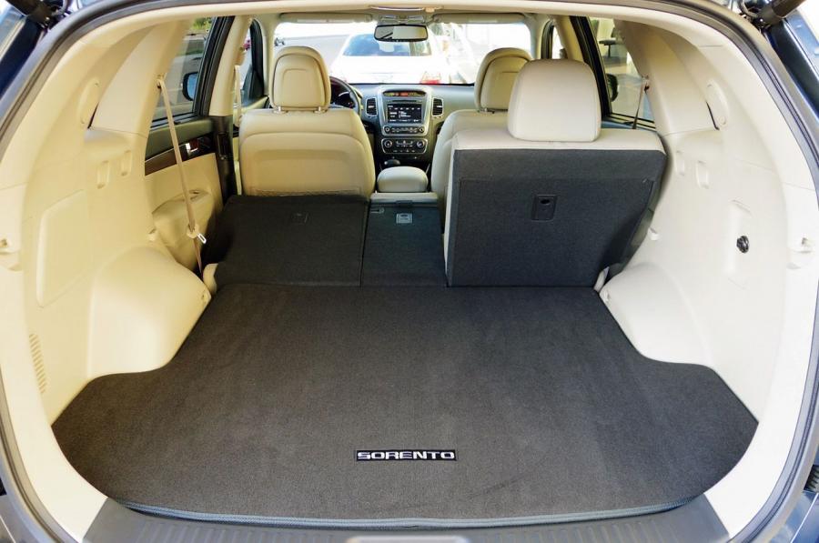  Kia Sorento 2014 года  (фото 20 из 88)